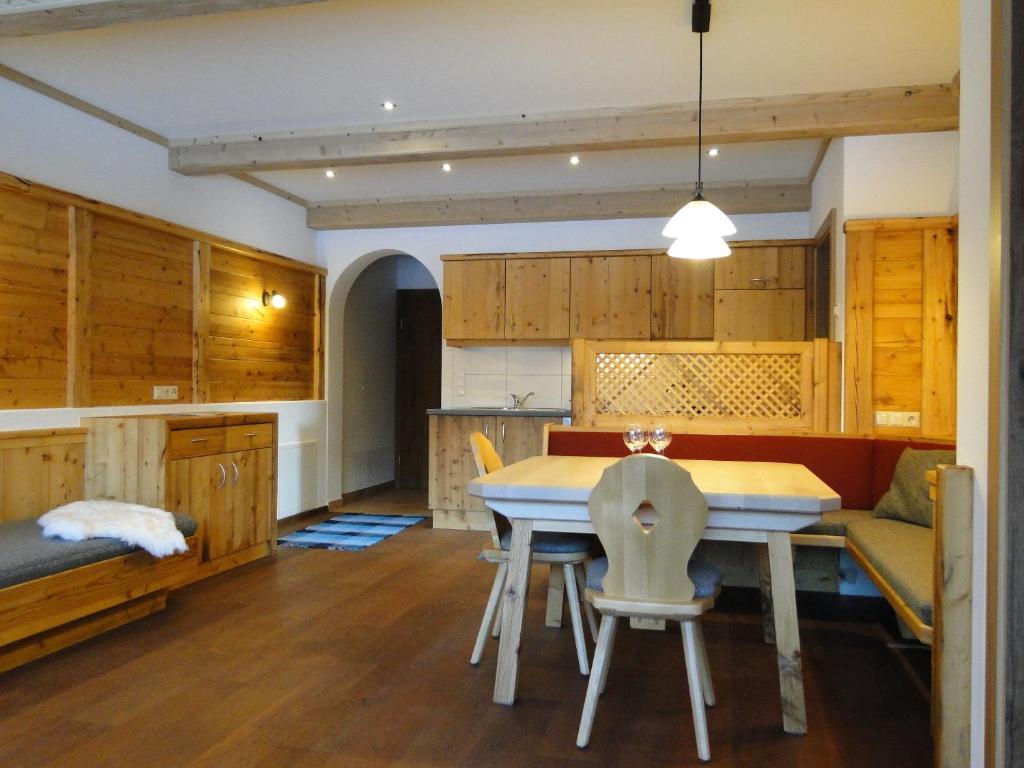 Appartement Gipfelsturm Haus im Ennstal Værelse billede